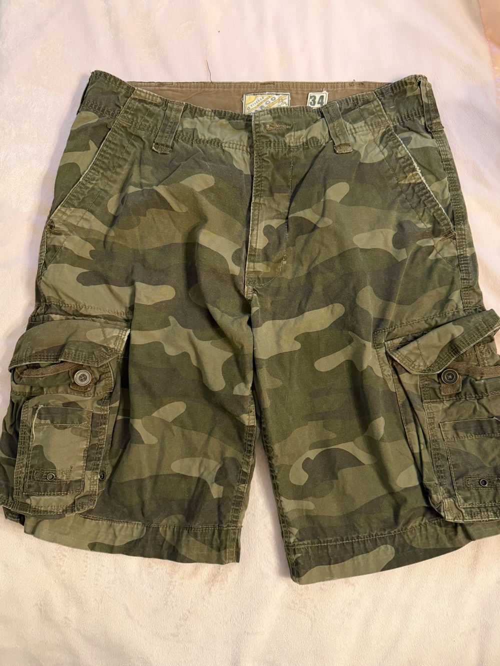 Men's Y2K NOBO Camo Cargo Shorts - Green